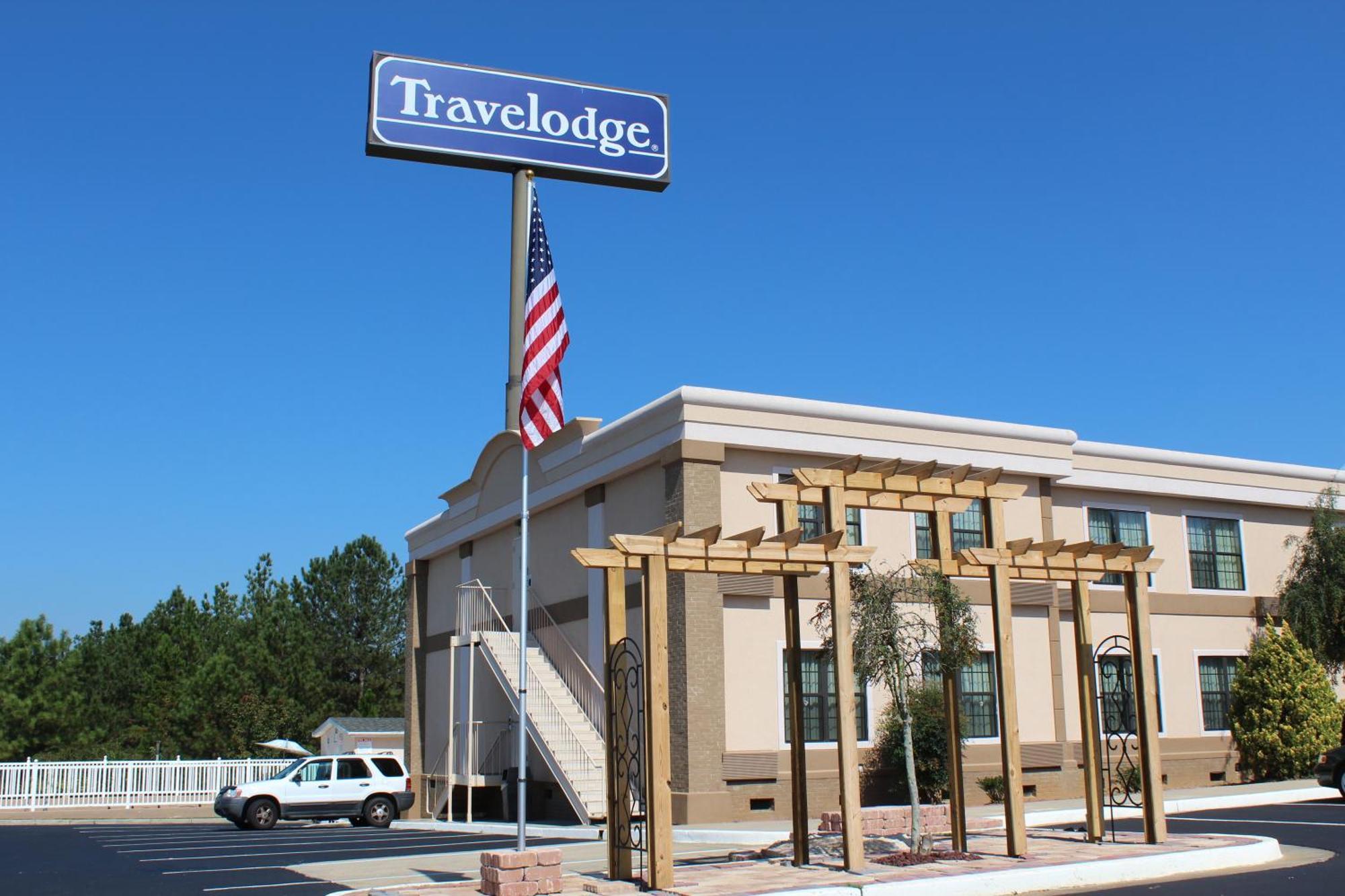 Travelodge By Wyndham Perry National Fairgrounds Area I-75 Exterior photo