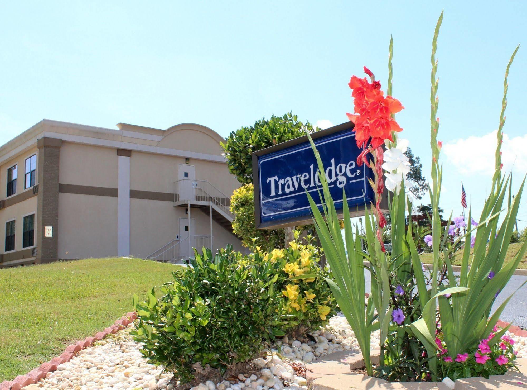 Travelodge By Wyndham Perry National Fairgrounds Area I-75 Exterior photo